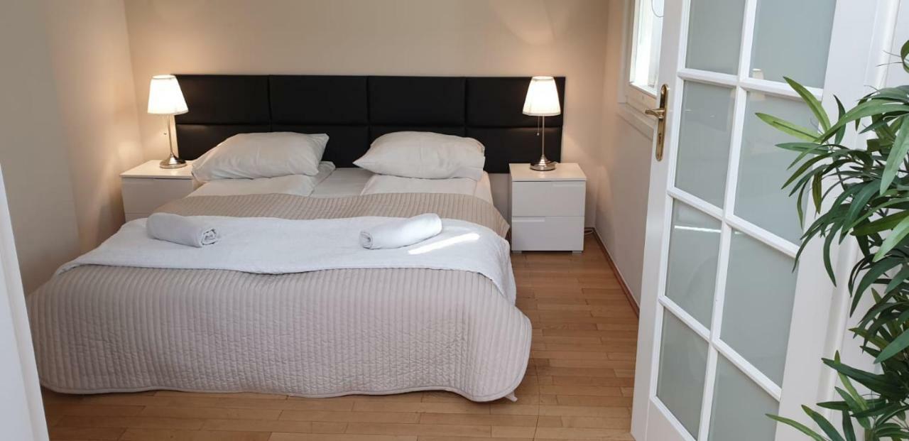 Aparthotel Old City Krakow Ngoại thất bức ảnh