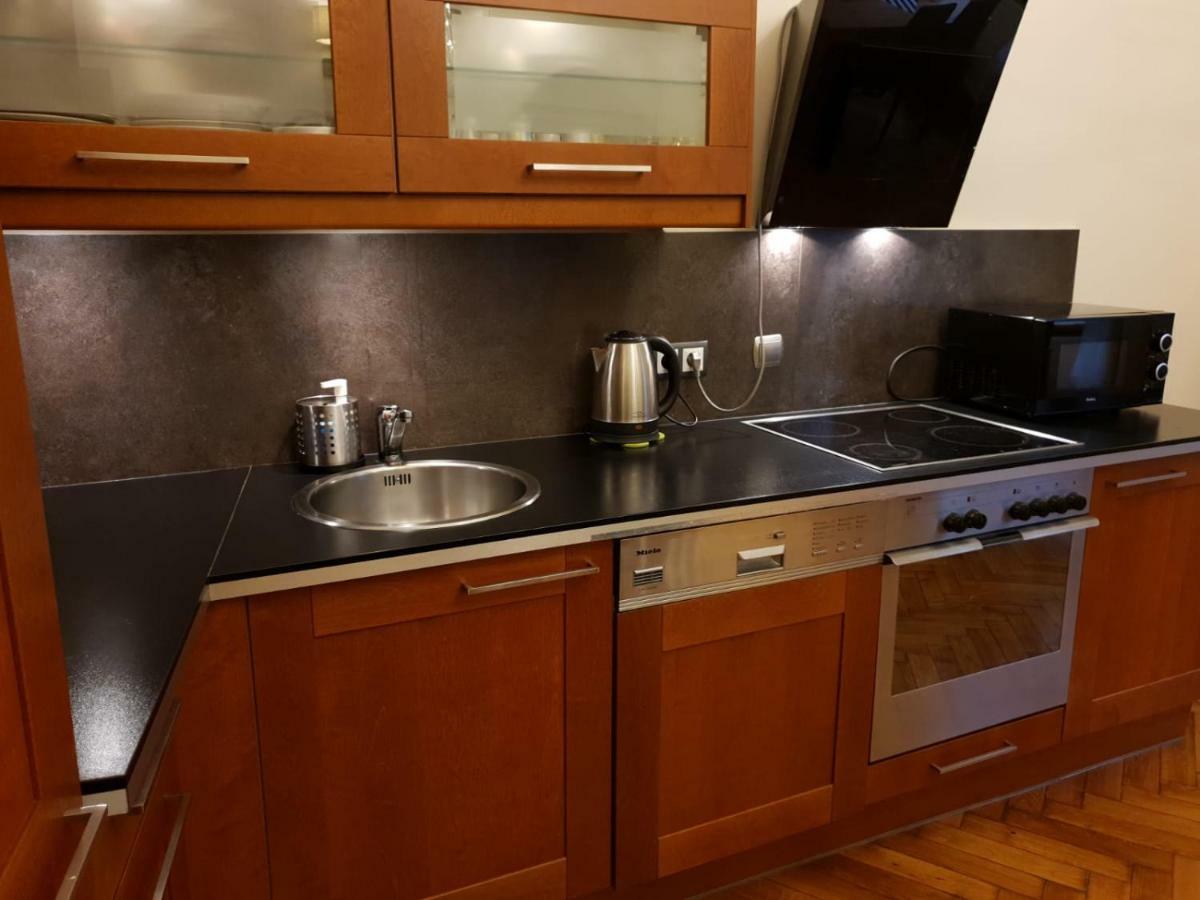 Aparthotel Old City Krakow Ngoại thất bức ảnh